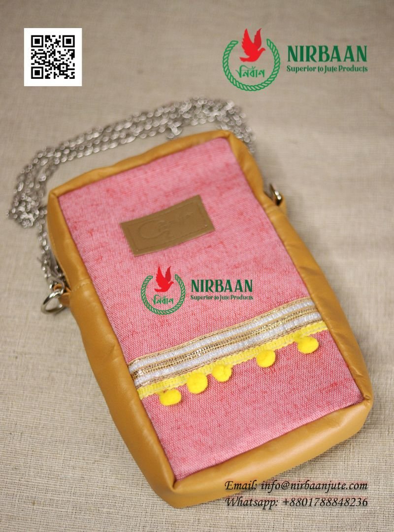 Unique Party Purse Bag: Small in Size, Big on Style - Image 3